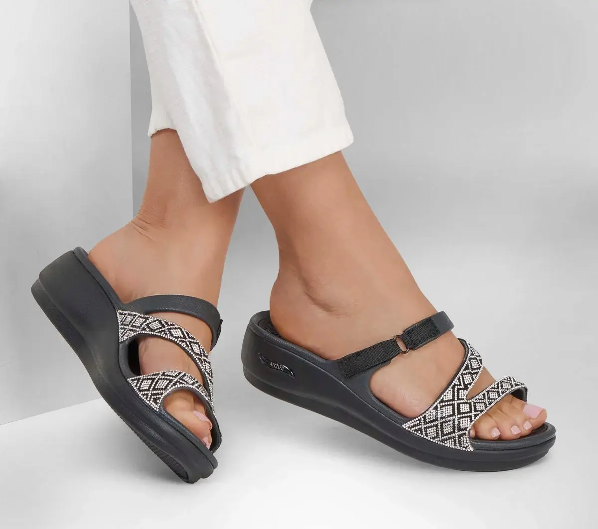 Foamies: Arch Fit Ascend – Showstopper