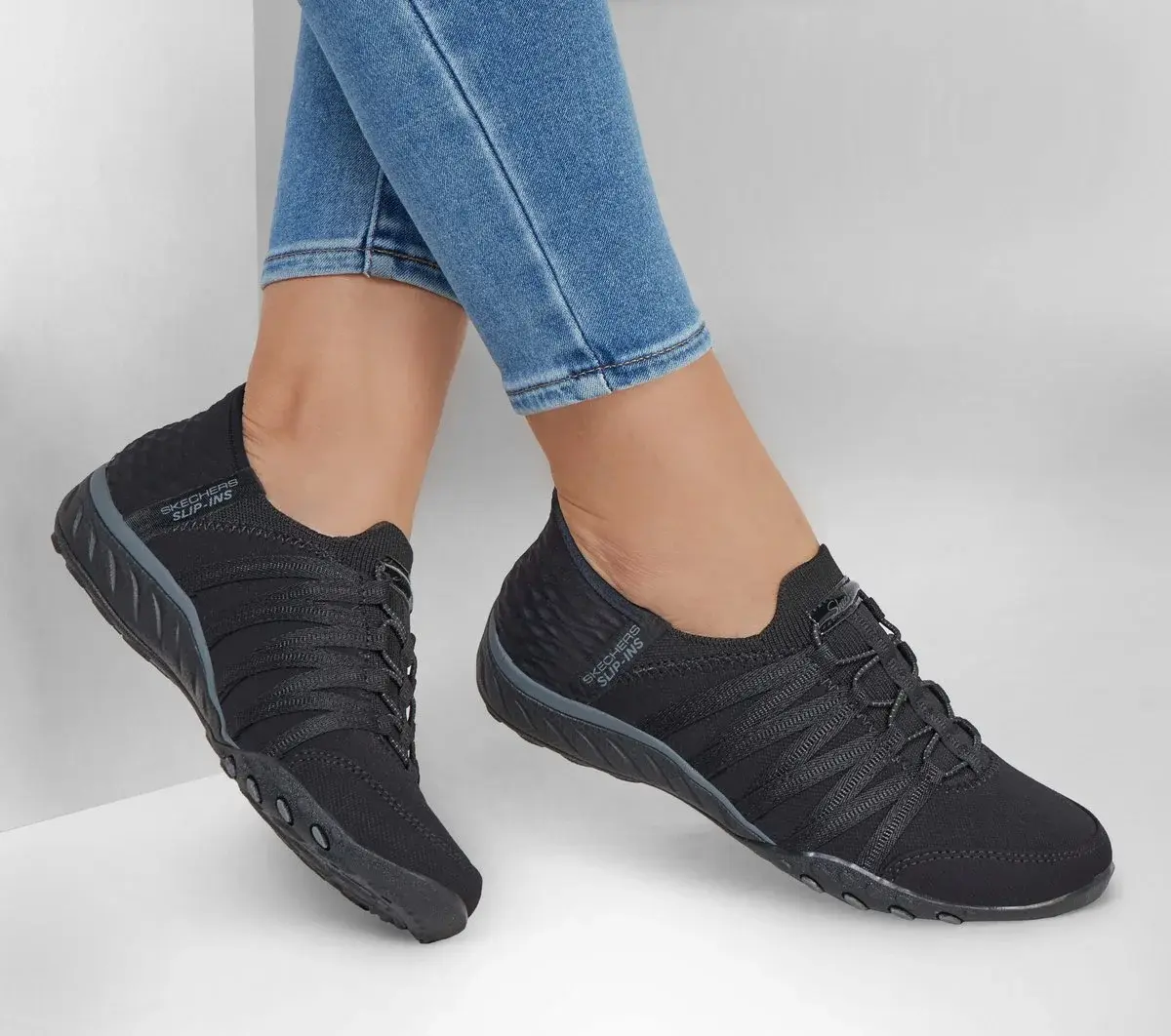 Skechers Slip-ins Relaxed Fit: Atmen Sie leicht – rollen Sie mit mir