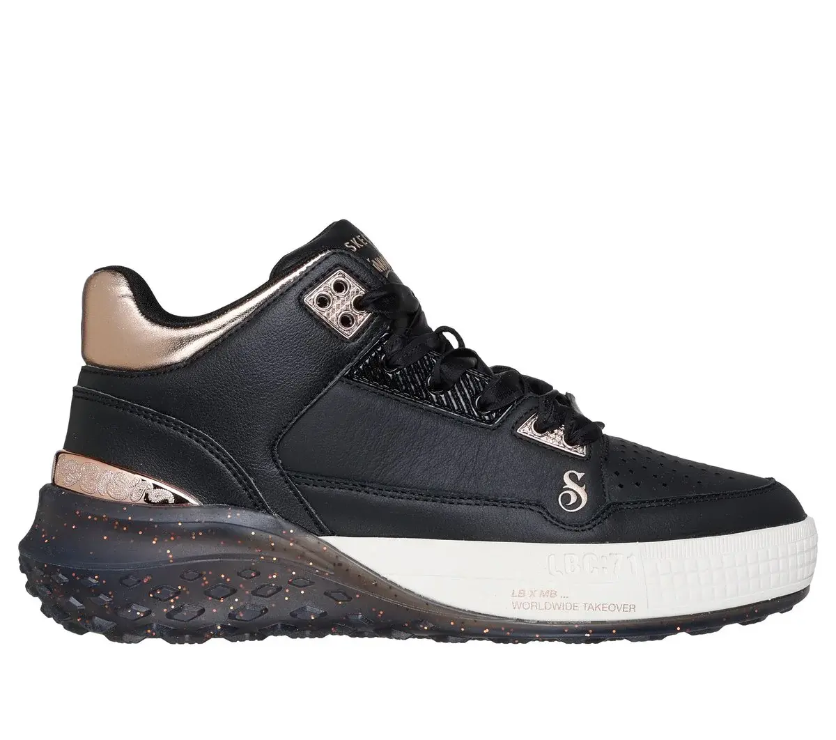 Snoop Dogg: Sizzle – Buckets